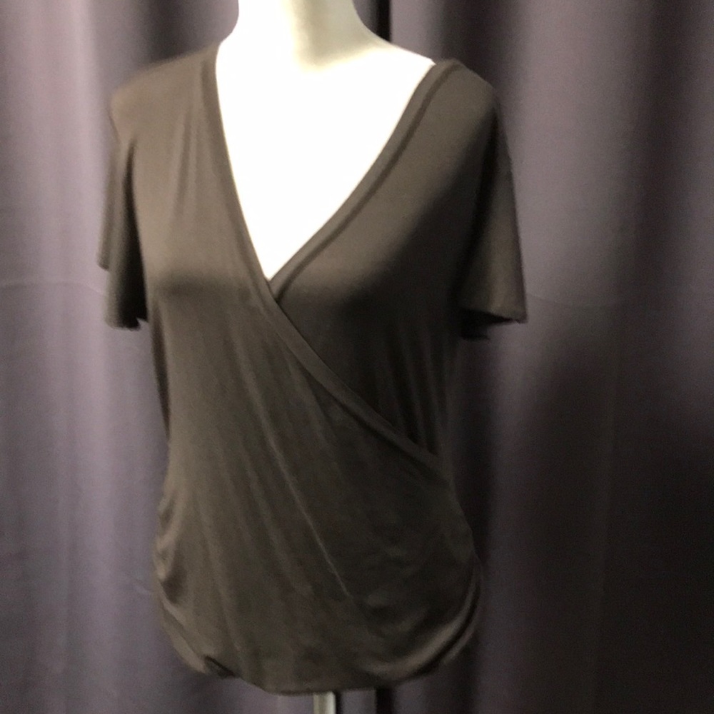 Cute cute cute dark brown shirt light weight